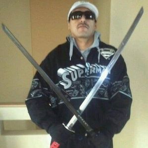 Meet your Posher, Dwain